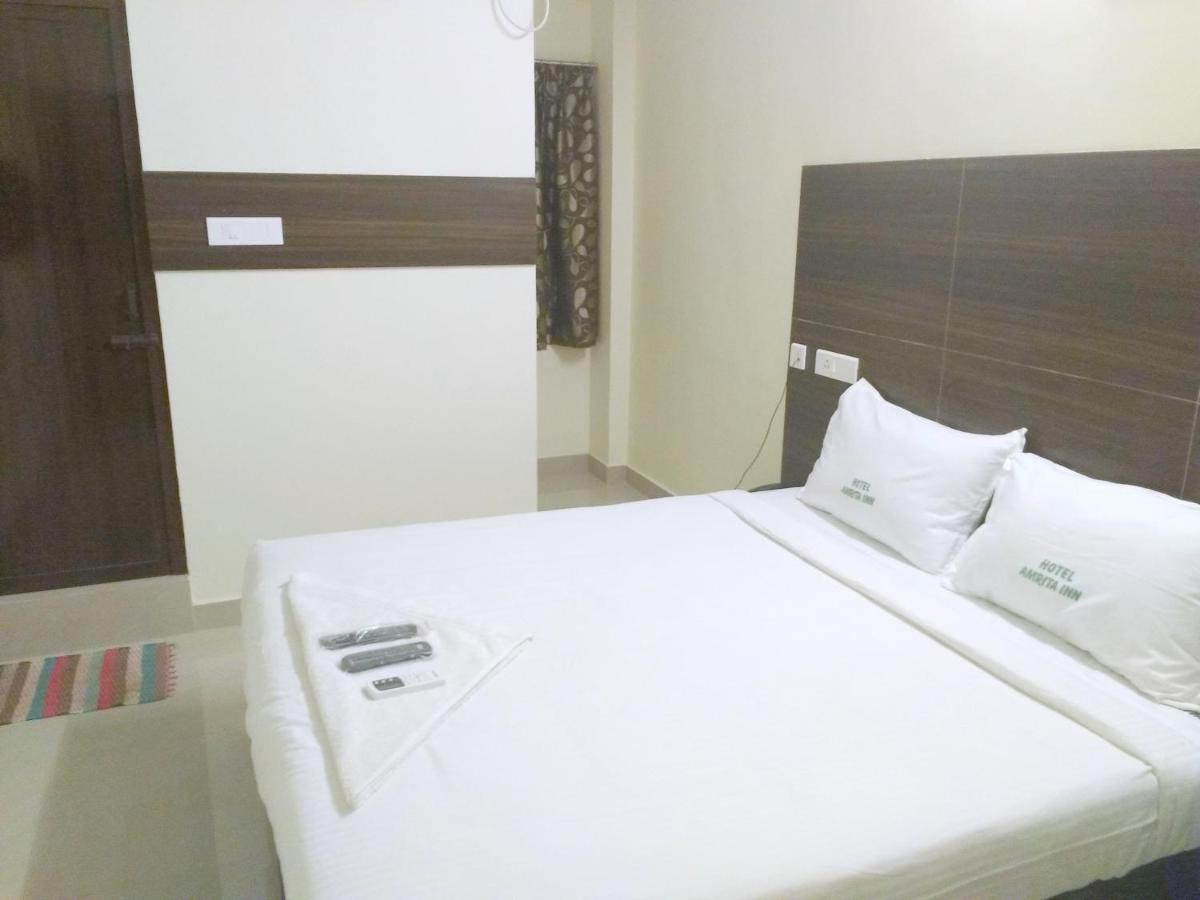 Hotel Amrita Mogappair Madras Buitenkant foto